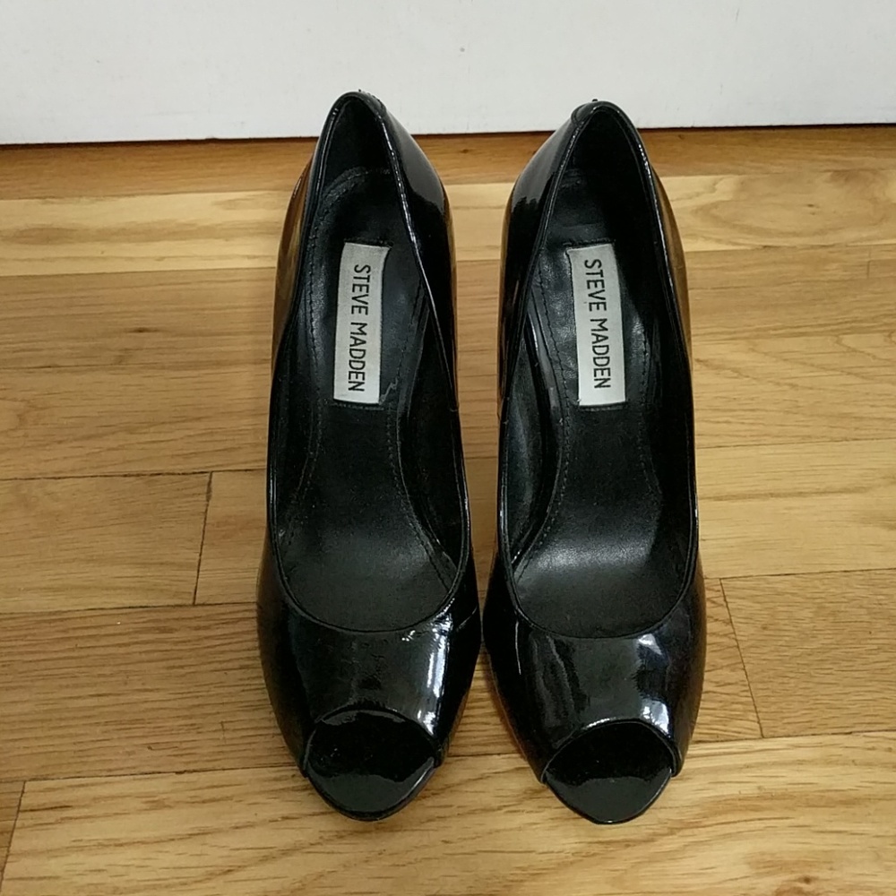 Black Steve Madden Open Toe Pumps